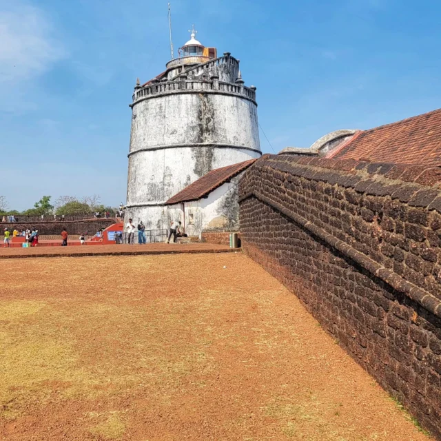 During our India trip, we went for a 3-day Goa trip. The original plan was for me to go solo and relax in true me-time fashion… but obviously, Dhrub and Divisha had other plans and happily invited themselves along.

Day 1 was full-on tourist mode: Panjim, Basilica of Bom Jesus, Sé Cathedral, and Fort Aguada. We topped it all off with lunch at Ritz Classic, which was so good it almost made us forget how tired we were and how humid the weather was!